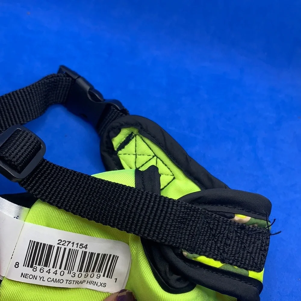 Neon Camo 💚 ❤️ 🐶 T-Strap harness. XS fur-baby love 🐶‎ will be the coolest!